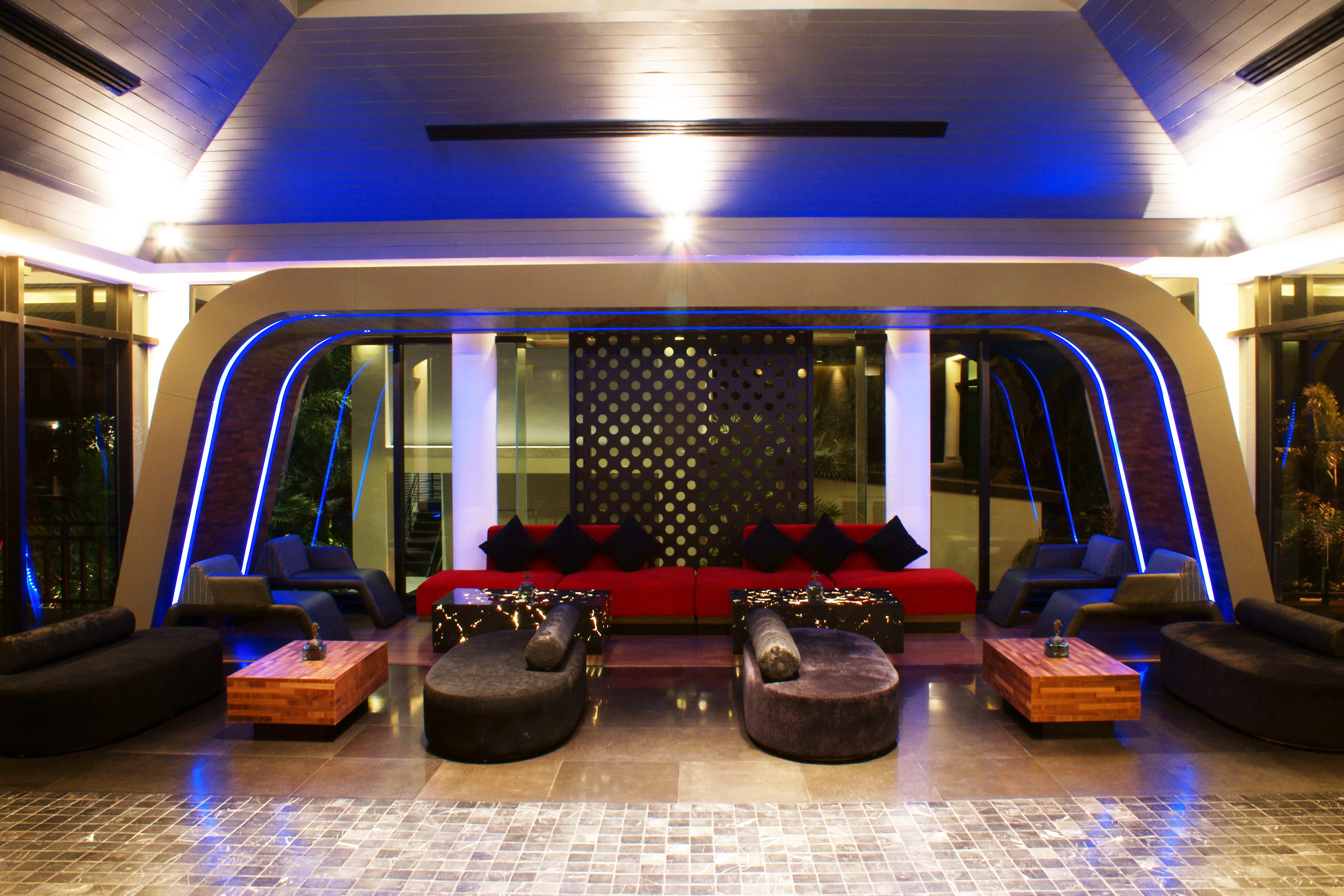 Z Through By The Zign Hotel Pattaya Bagian luar foto