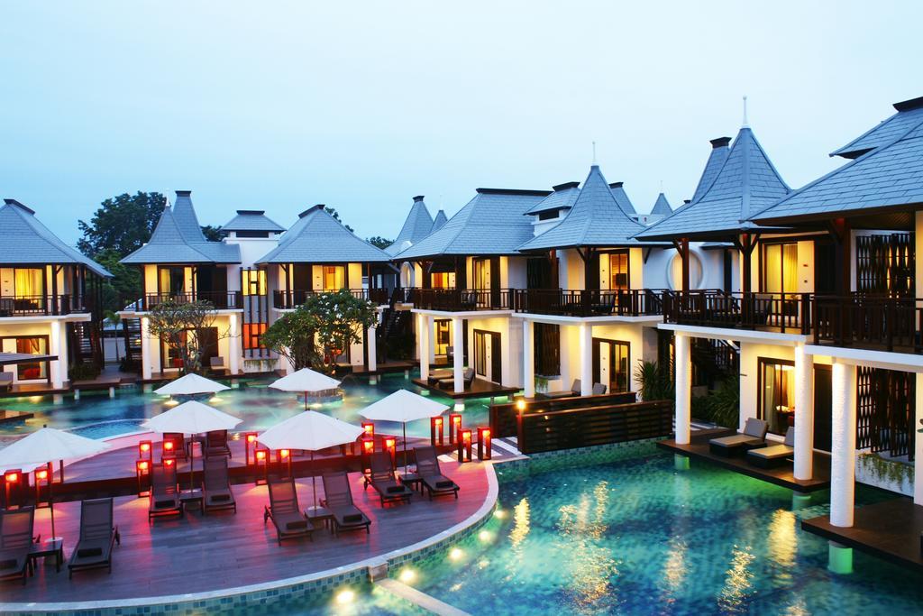 Z Through By The Zign Hotel Pattaya Bagian luar foto