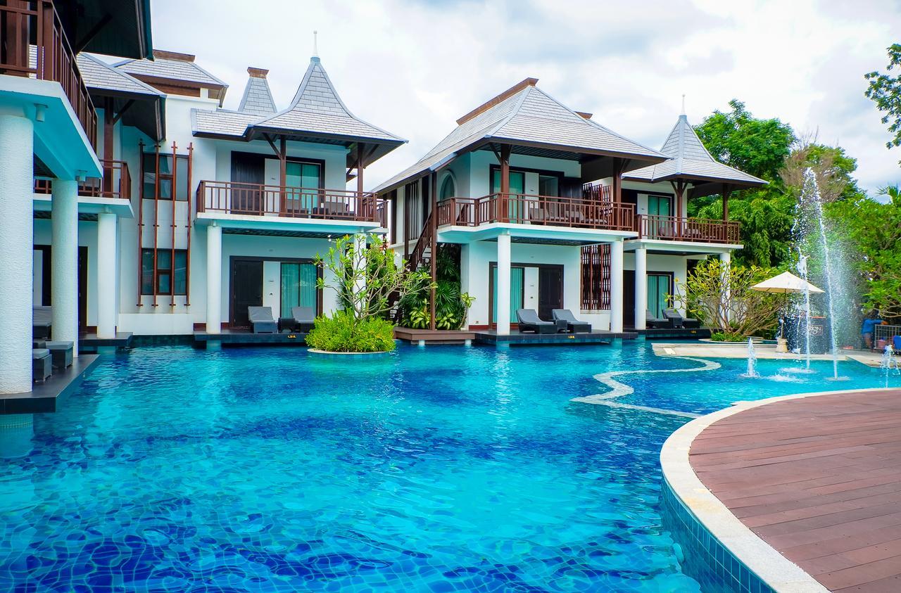 Z Through By The Zign Hotel Pattaya Bagian luar foto